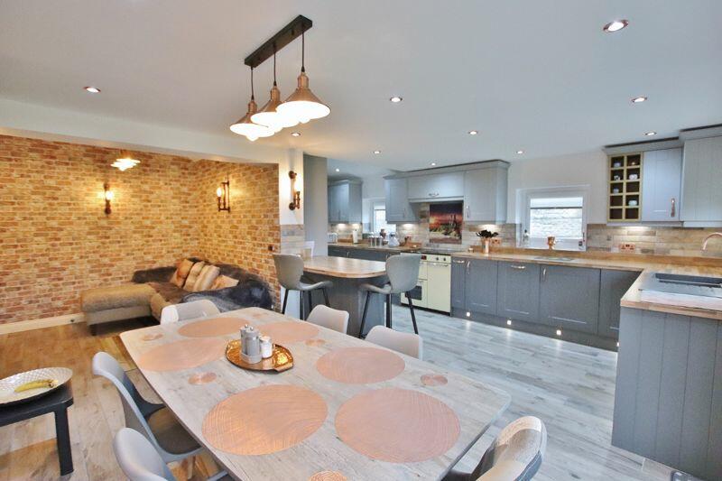 4 bedroom semidetached bungalow for sale in Fishers Lane, Pensby