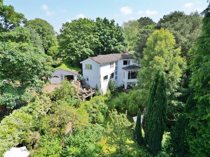 3 bedroom detached house for sale in Telegraph Road, Heswall, Wirral, CH60