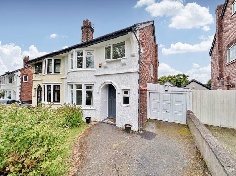3 bedroom semidetached house for sale in Oaklands Drive, Bebington