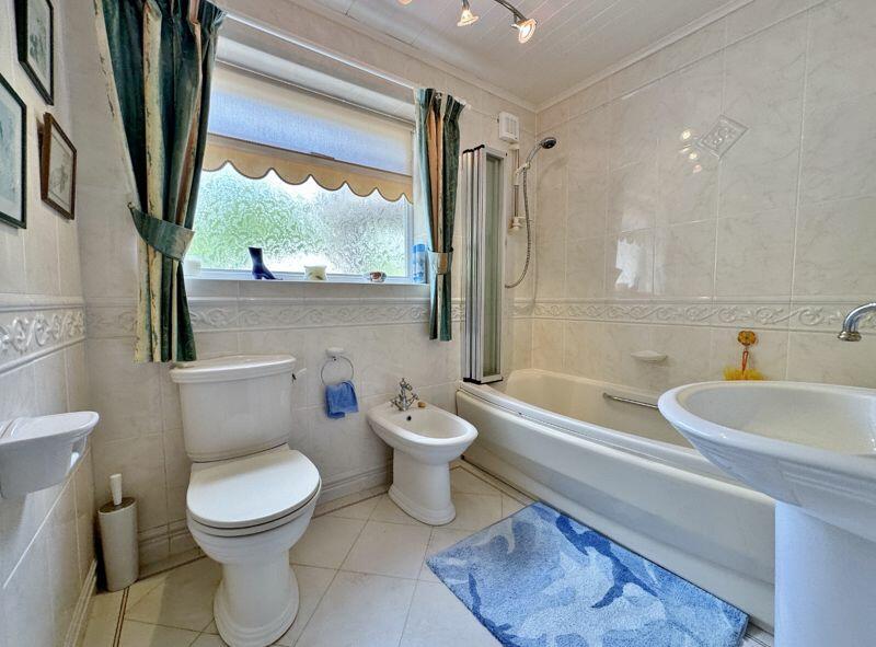 Additional property image - Oldfield Drive, Lower Heswall, Wirral