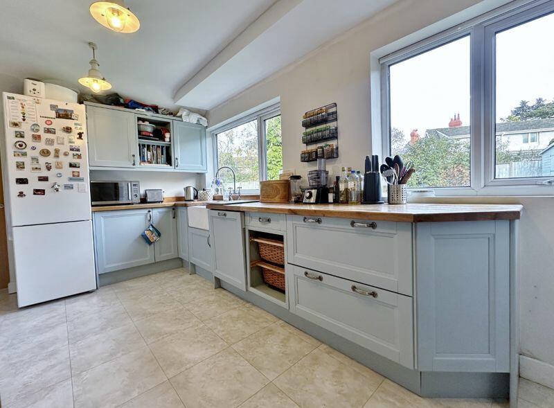 Additional property image - Speedwell Drive, Heswall, Wirral