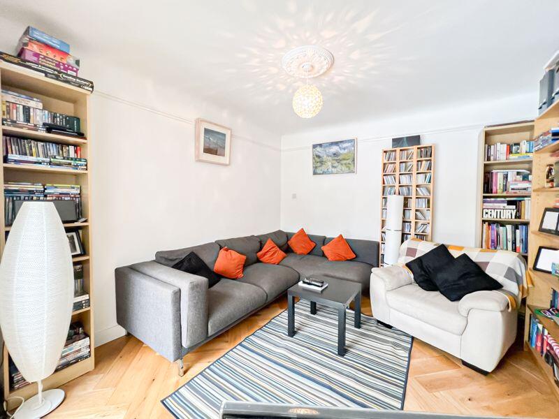 Additional property image - Dale Avenue, Heswall, Wirral