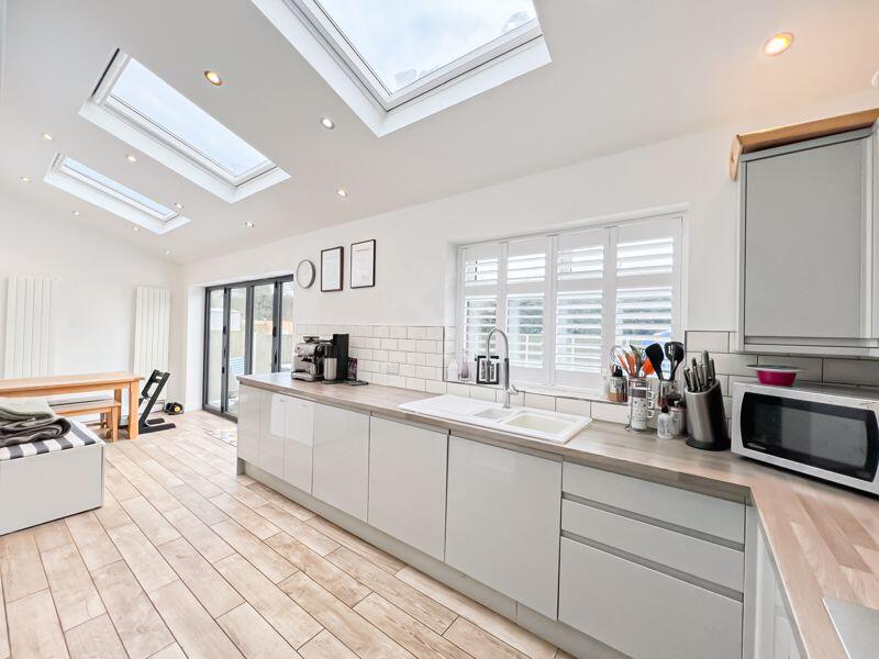Additional property image - Dale Avenue, Heswall, Wirral