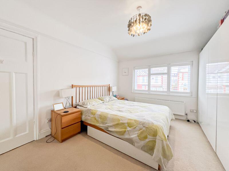 Additional property image - Dale Avenue, Heswall, Wirral