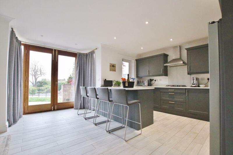 Additional property image - The Lydiate, Lower Heswall, Wirral