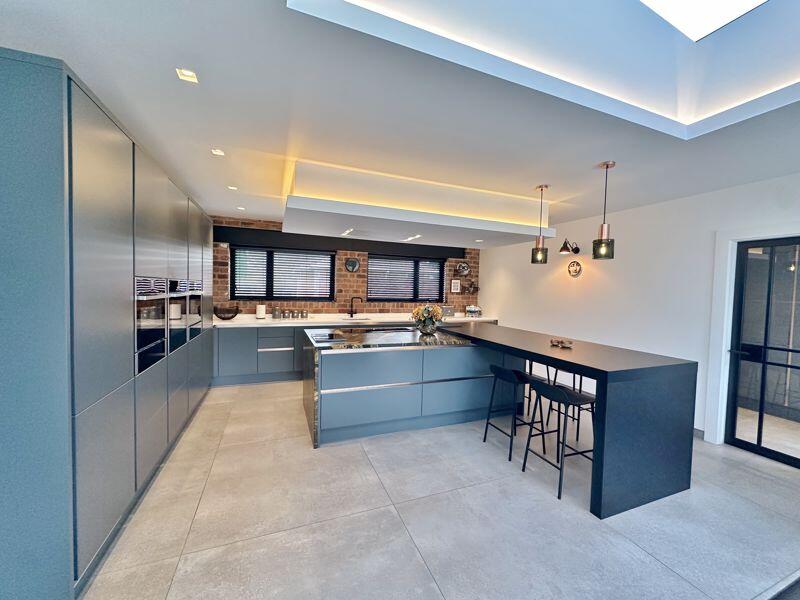 Additional property image - The Spinney, Parkgate, Cheshire