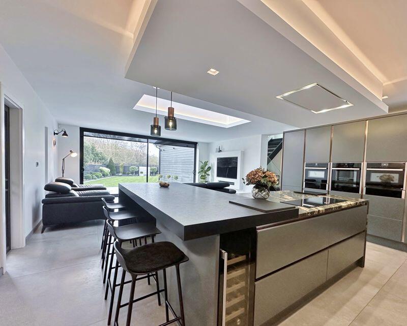 Additional property image - The Spinney, Parkgate, Cheshire