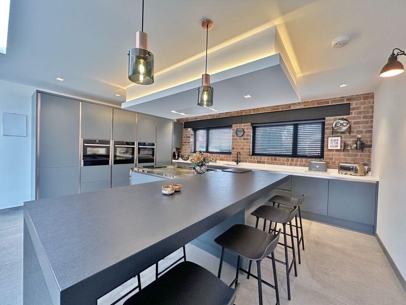 Additional property image - The Spinney, Parkgate, Cheshire