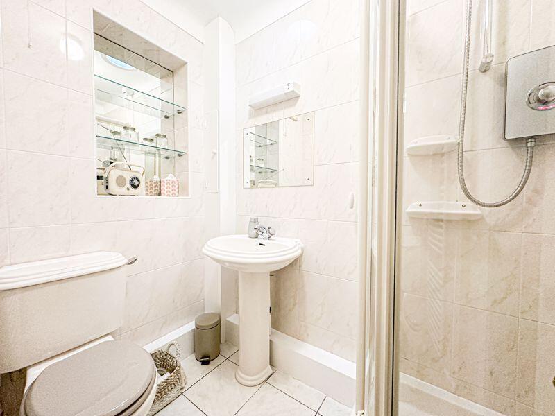 Additional property image - Roscote Close, Lower Heswall, Wirral
