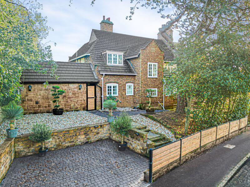 Main image of property: Prenton Lane, Prenton, Wirral