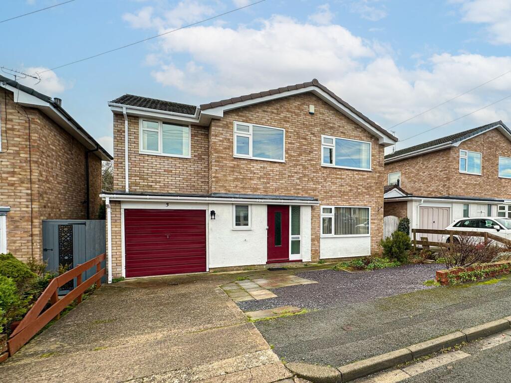 Main image of property: Breezehill Park, Neston, CH64