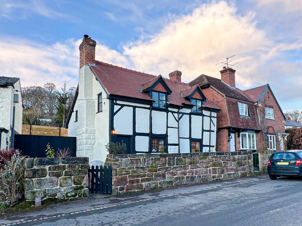 Main image of property: The Village, Burton, CH64