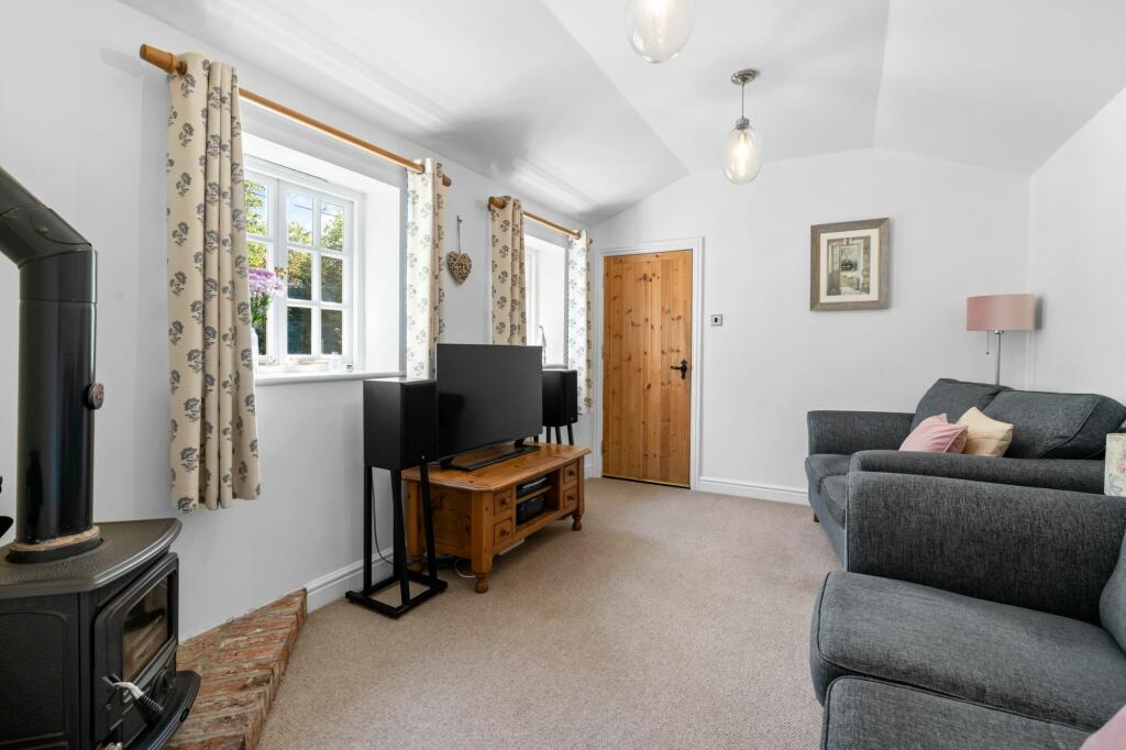 Additional property image - Cotterell's Lane, Elsworth, CB23