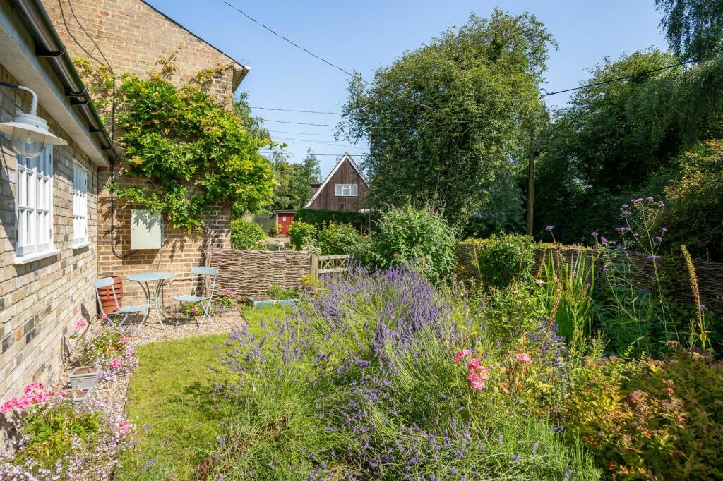 Additional property image - Cotterell's Lane, Elsworth, CB23
