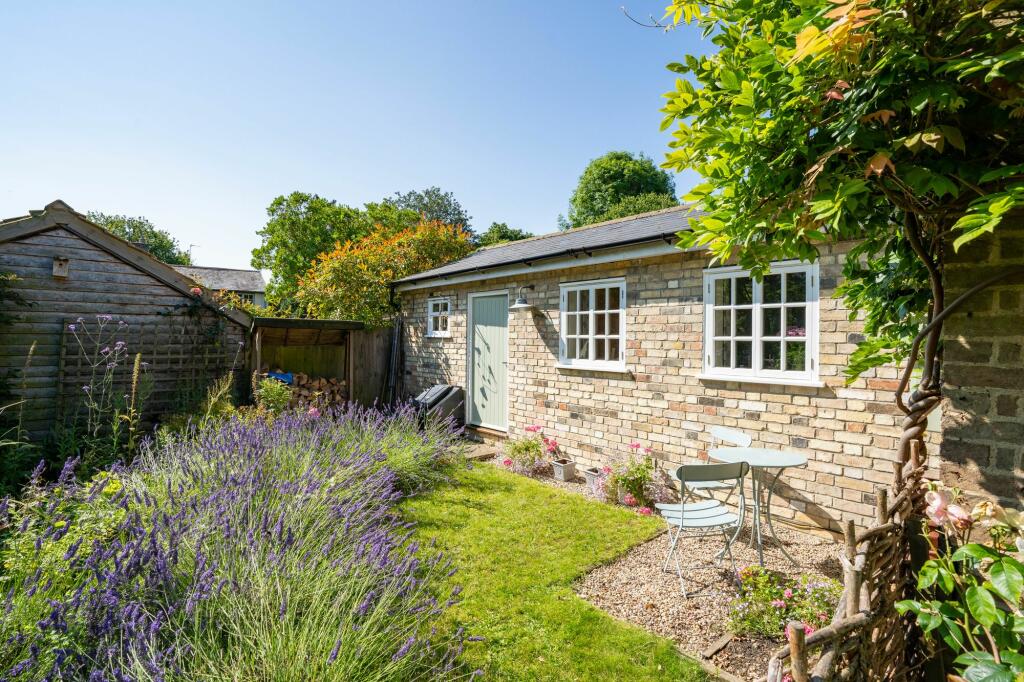 Additional property image - Cotterell's Lane, Elsworth, CB23