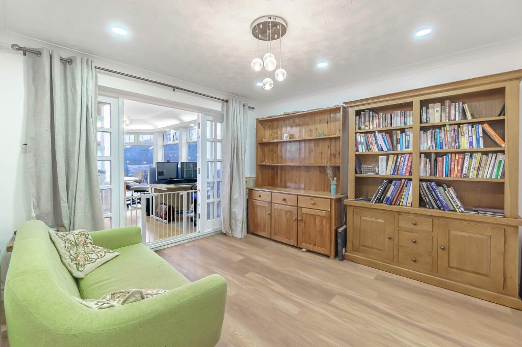 Additional property image - Giffords Way, Over, CB24