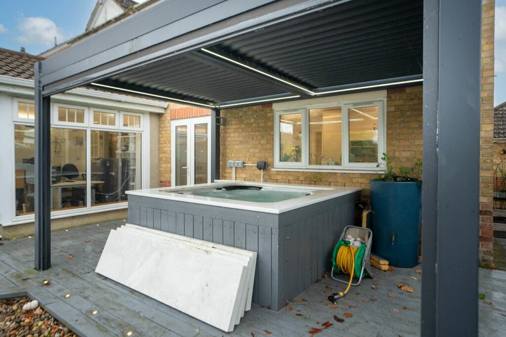 Additional property image - Giffords Way, Over, CB24