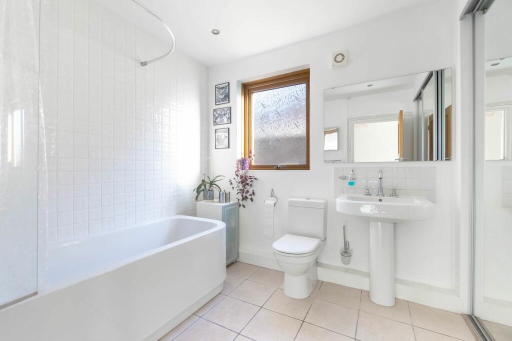 Additional property image - St. Neots Road, Hardwick, CB23