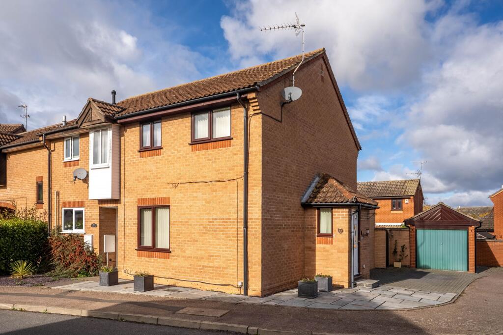 Main image of property: Watermead, Bar Hill, CB23