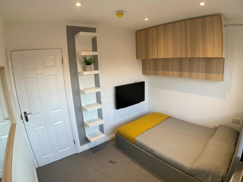 Studio flat for rent in Exeter, EX4