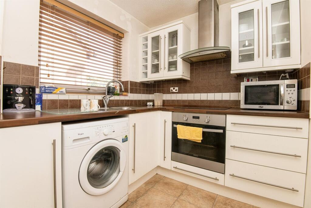 Main image of property: Kinnerton Way, EXETER