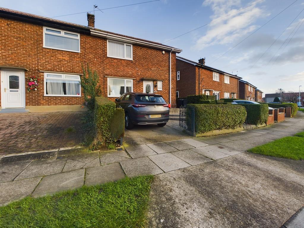 2 bedroom semidetached house for sale in Gilsland Crescent, Darlington