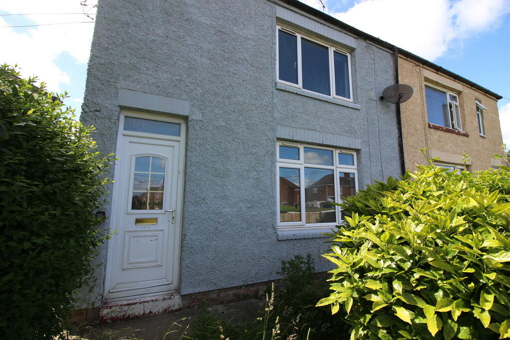 2 bedroom semidetached house for rent in Tees View, Trimdon, County