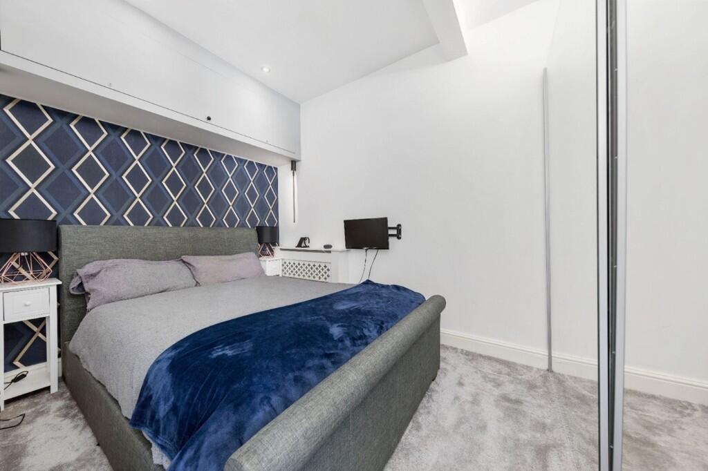 Main image of property: Fitzneal Street, London, W12