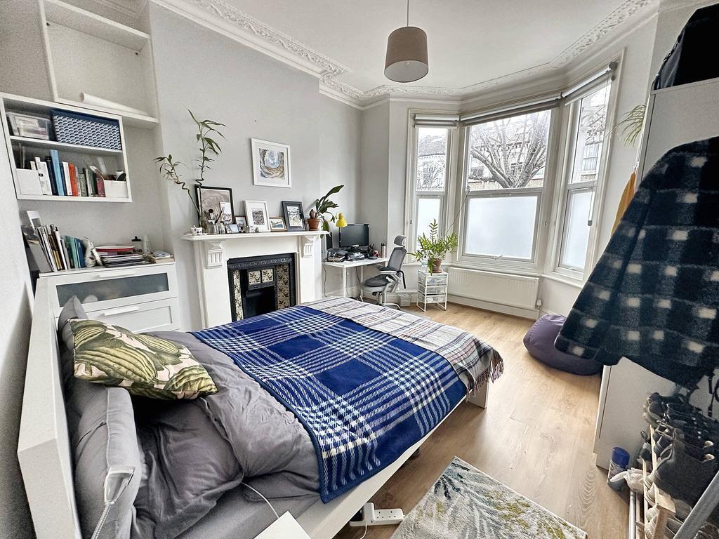 Main image of property: Ingersoll Road, London, W12