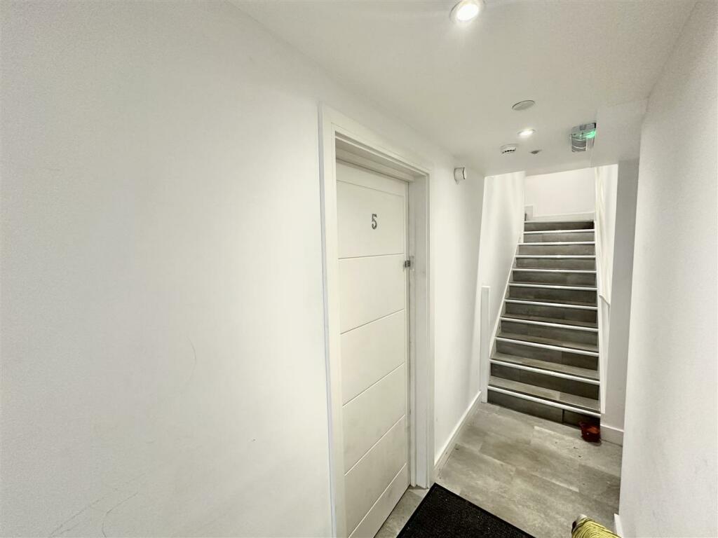 Additional property image - Connaught Road, Flat 5, Cardiff