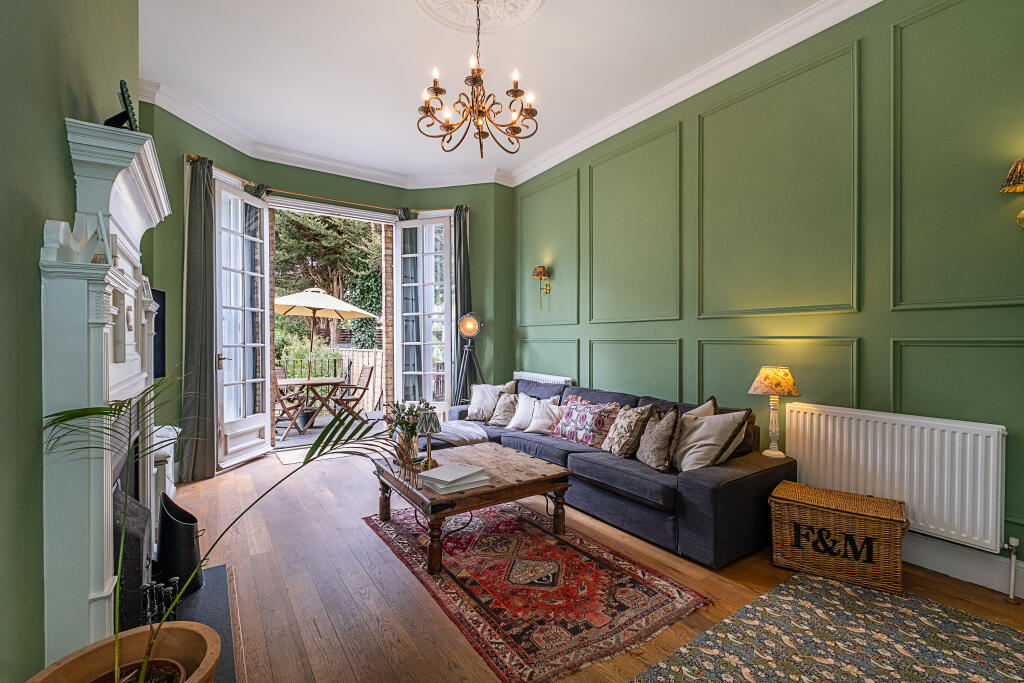 Main image of property: Lewin Road, London, SW16