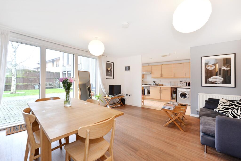 Main image of property: Balham Grove London SW12