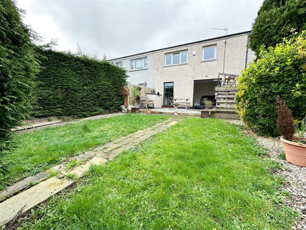 3 bedroom terraced house for sale in Deer Park Place, Stannington, S6