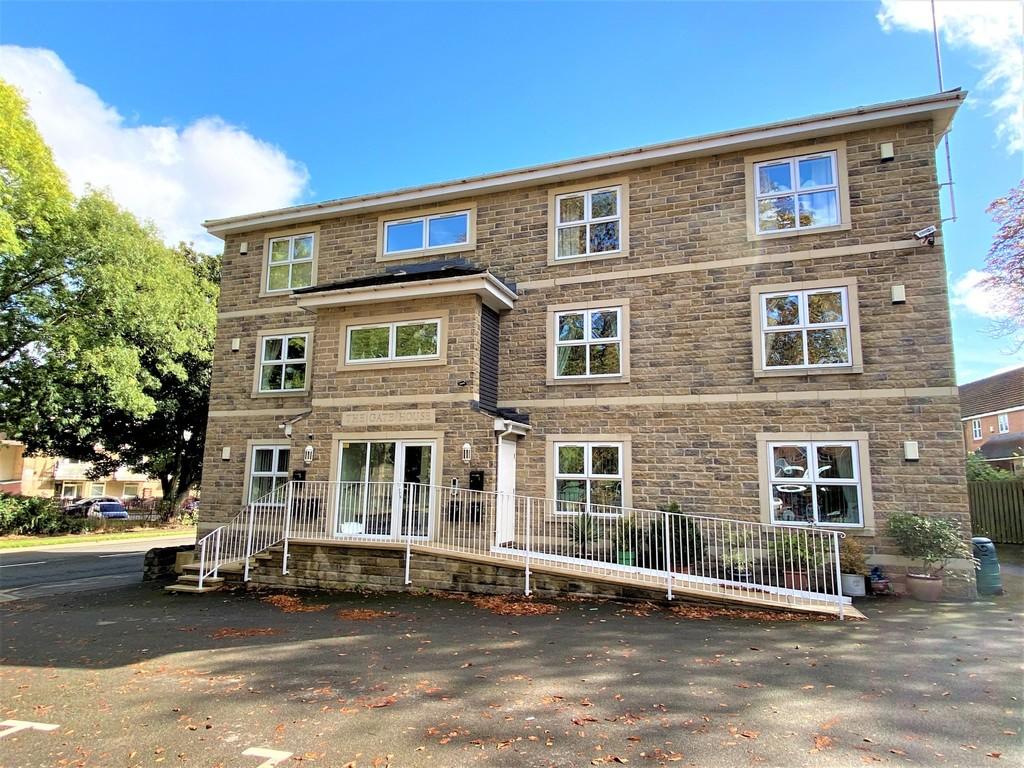 1 bedroom apartment for sale in The Gatehouse, Middlewood Road