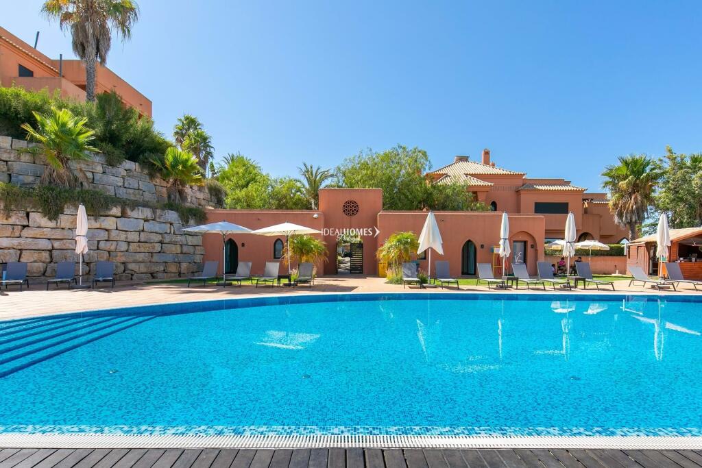 Main image of property: Algarve, Alcantarilha