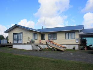4 bedroom property in 6636E Far North Road...