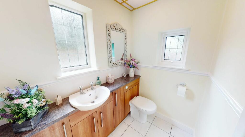 Additional property image - Wimberry Hill, Chorley Road, Westhoughton BL5 3PN