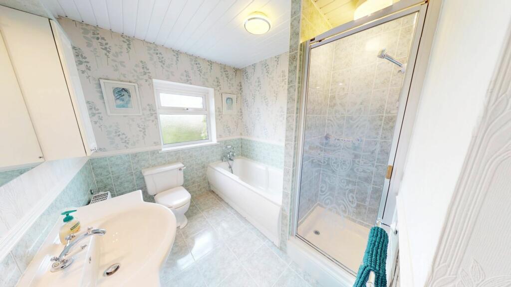 Additional property image - Wimberry Hill, Chorley Road, Westhoughton BL5 3PN