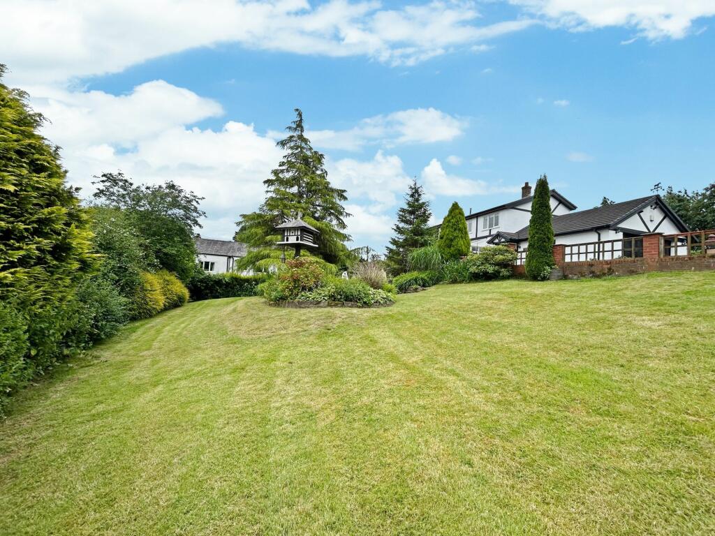 Additional property image - Wimberry Hill, Chorley Road, Westhoughton BL5 3PN