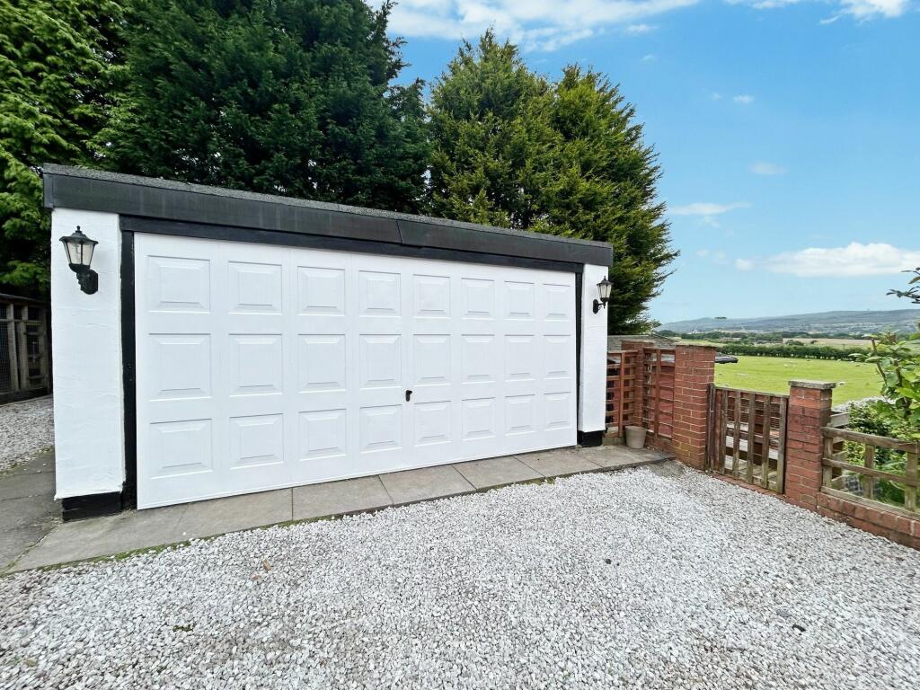 Additional property image - Wimberry Hill, Chorley Road, Westhoughton BL5 3PN