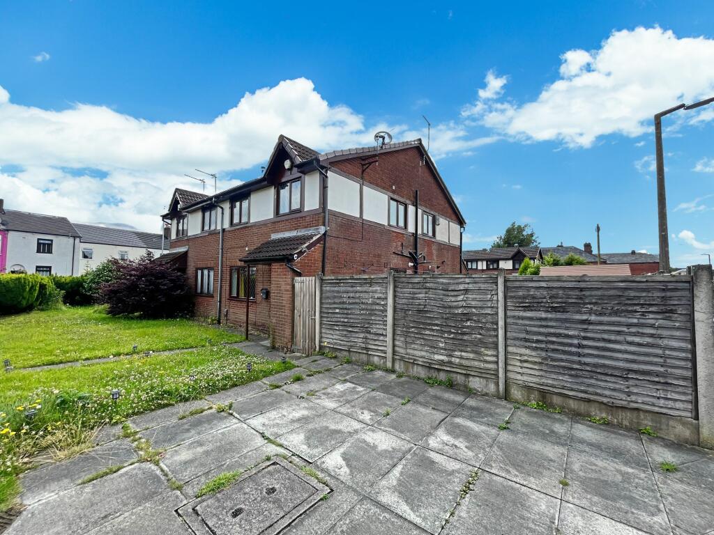 Additional property image - Moss Meadow, Westhoughton, BL5