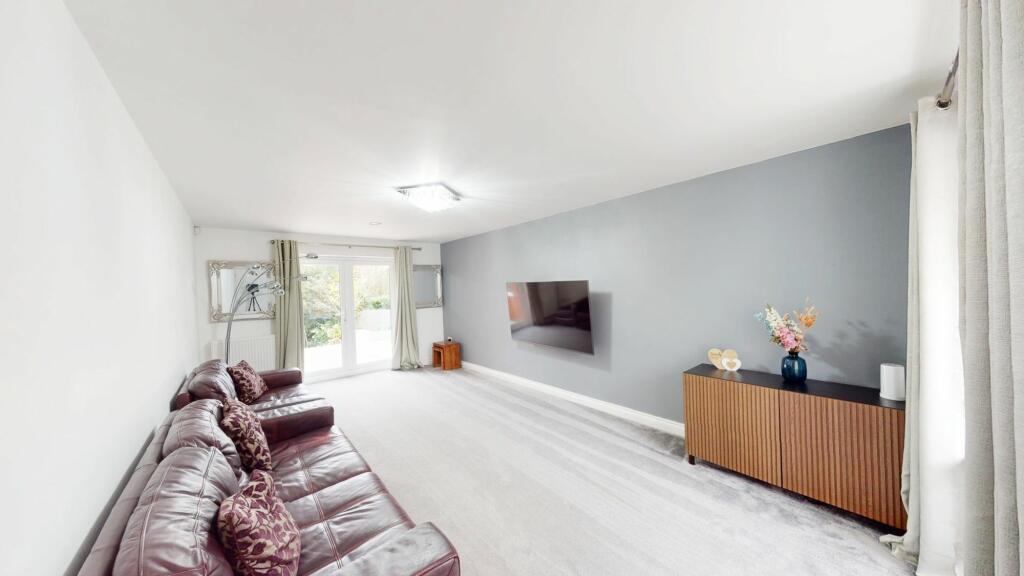 Additional property image - Edges Farm Close, Westhoughton, BL5