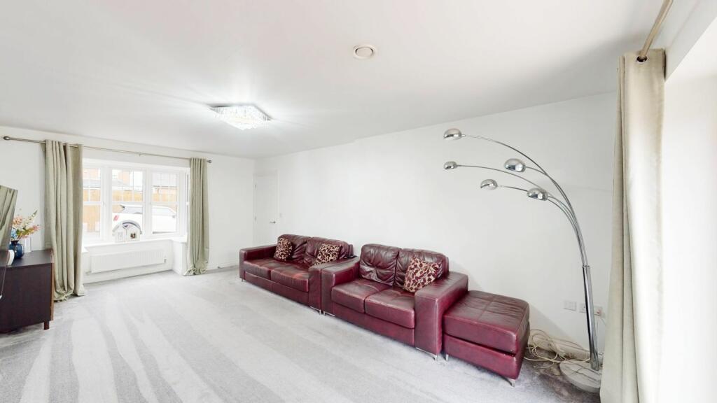 Additional property image - Edges Farm Close, Westhoughton, BL5
