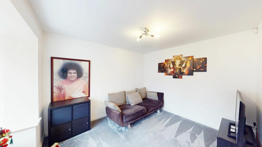 Additional property image - Edges Farm Close, Westhoughton, BL5