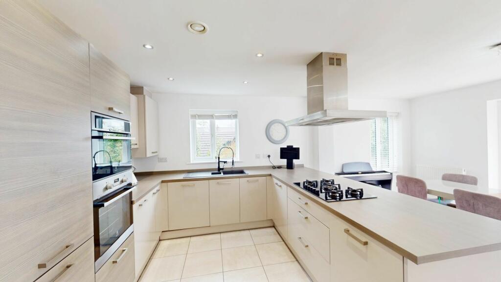 Additional property image - Edges Farm Close, Westhoughton, BL5