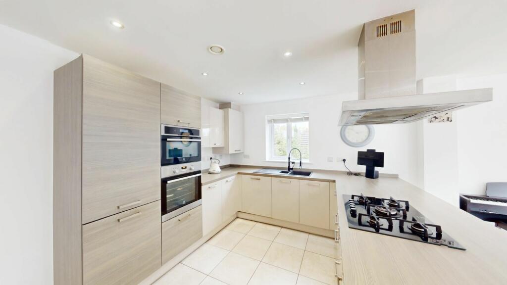 Additional property image - Edges Farm Close, Westhoughton, BL5