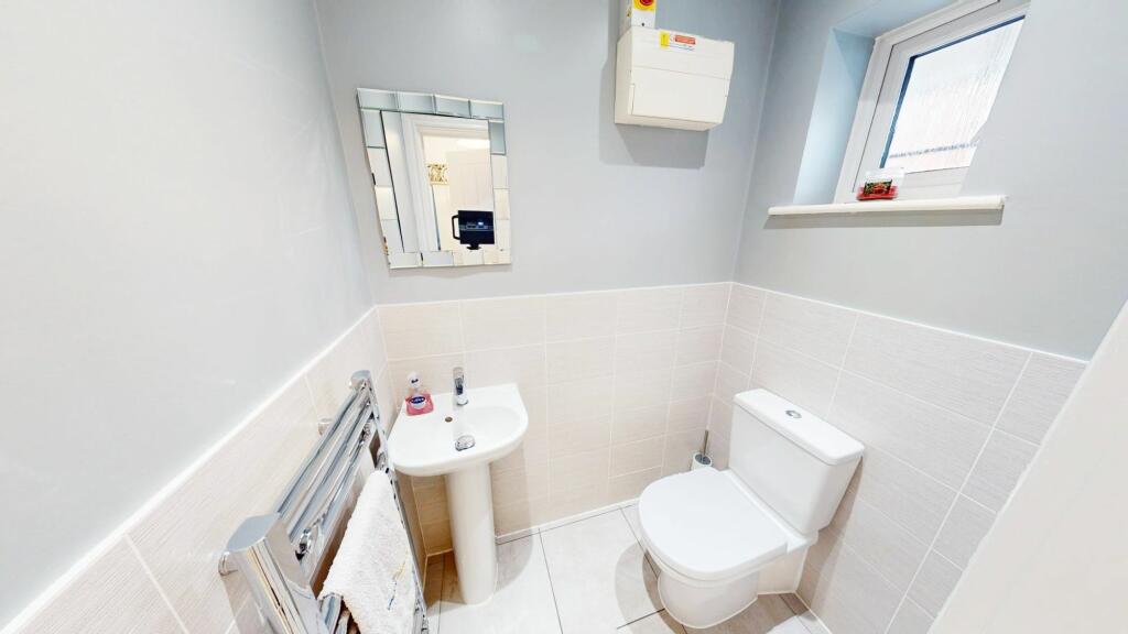 Additional property image - Edges Farm Close, Westhoughton, BL5