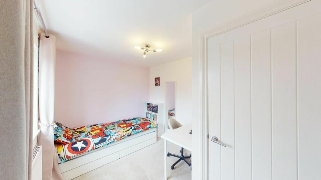 Additional property image - Edges Farm Close, Westhoughton, BL5