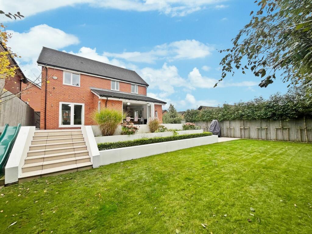 Additional property image - Edges Farm Close, Westhoughton, BL5