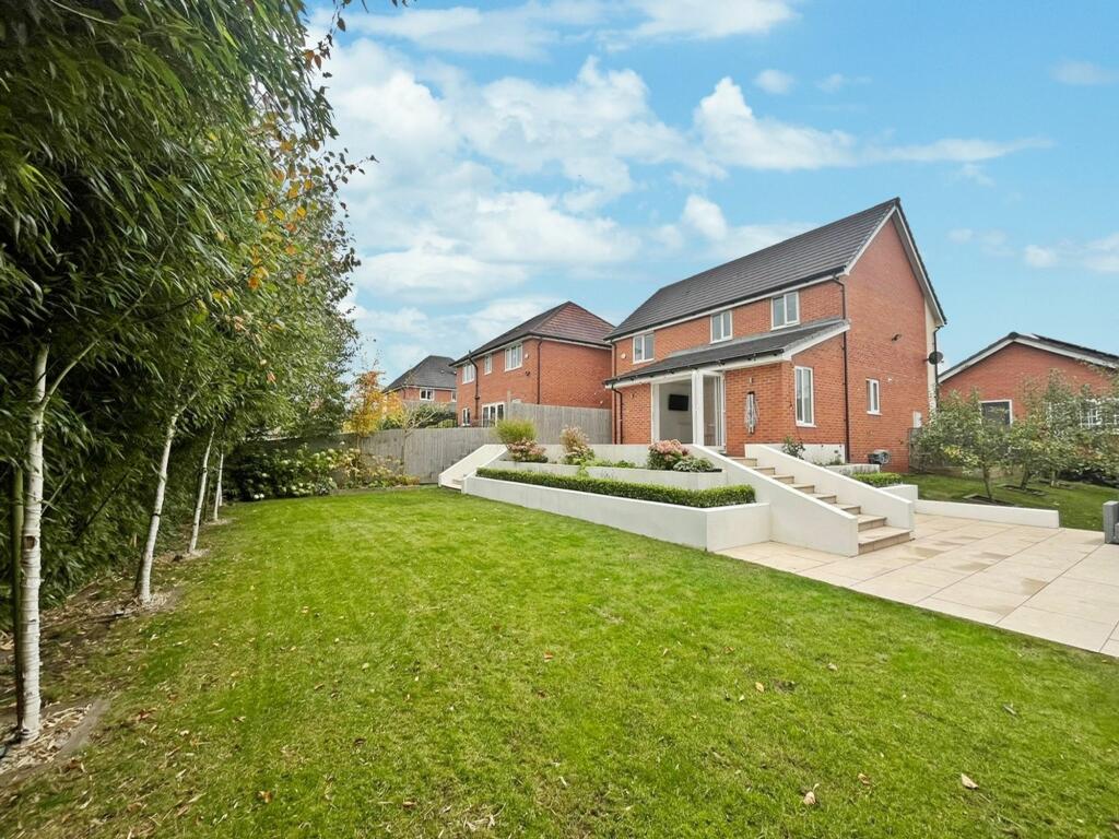 Additional property image - Edges Farm Close, Westhoughton, BL5
